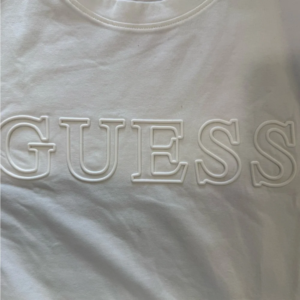 Men’s Guess White T-Shirt - XXL - Picture 4 of 7